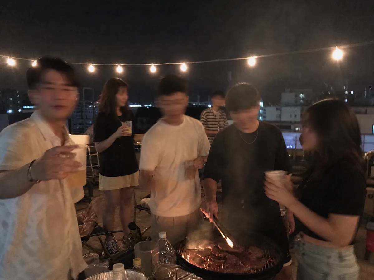 生日蜡烛38号，暖光下的家庭作品图2·每日大赛参赛作品