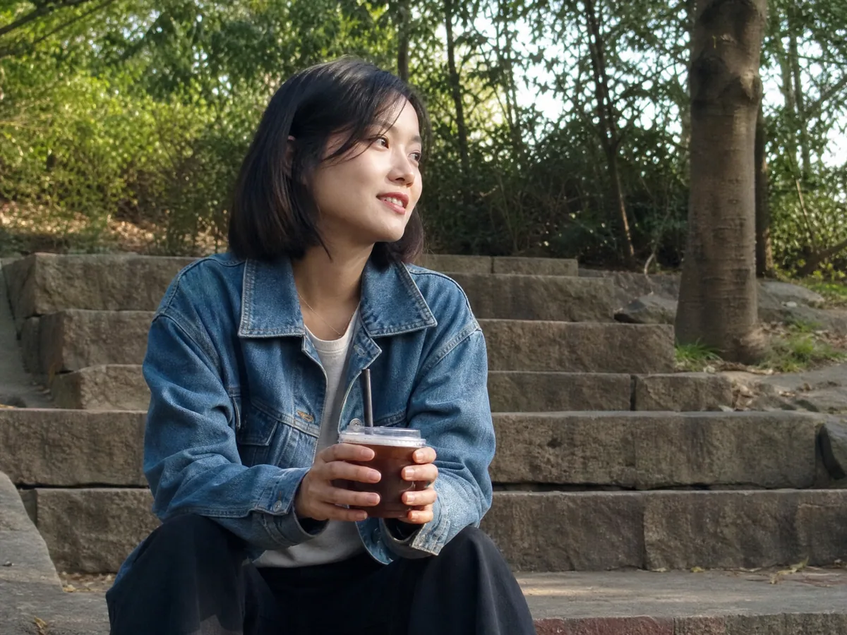 今日9号选手落地窗自拍,气质作品图4·每日大赛参赛作品